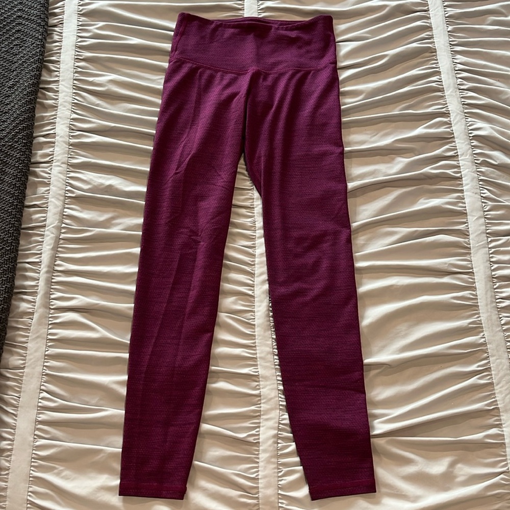 Old Navy Active Go-Dry Purple Workout Leggings